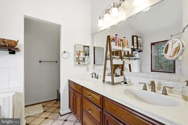 $999,900 | 7440 Sedwick Court, St. Leonard, MD 20685