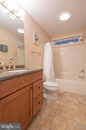 $1,490,000 | 207 West 11th Street, South Bethany, DE 19930