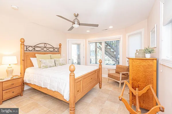 $1,490,000 | 207 West 11th Street, South Bethany, DE 19930