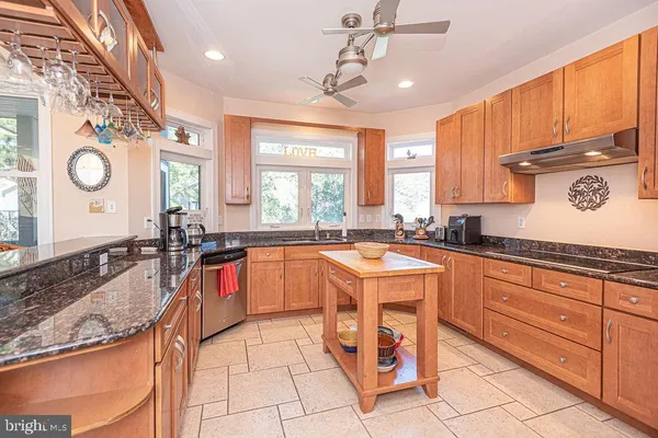 $1,490,000 | 207 West 11th Street, South Bethany, DE 19930