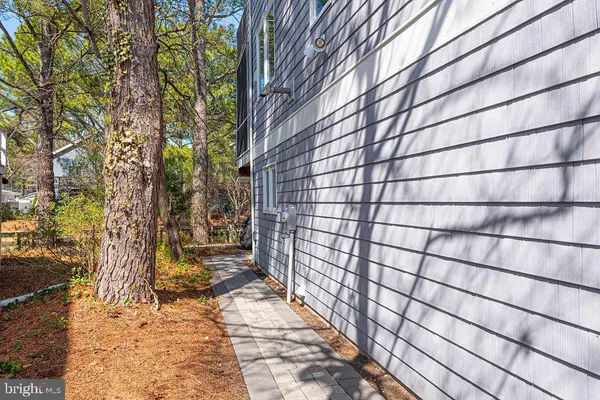 $1,490,000 | 207 West 11th Street, South Bethany, DE 19930