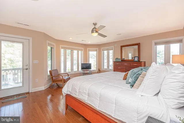 $1,550,000 | 207 West 11th Street, South Bethany, DE 19930