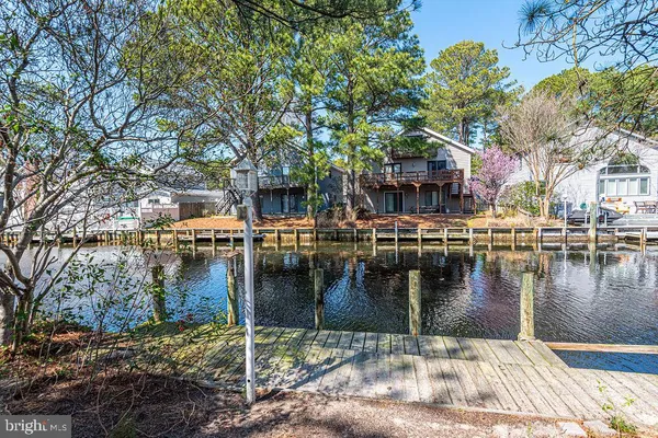 $1,490,000 | 207 West 11th Street, South Bethany, DE 19930