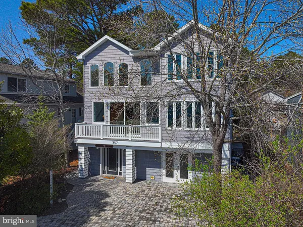 $1,490,000 | 207 West 11th Street, South Bethany, DE 19930