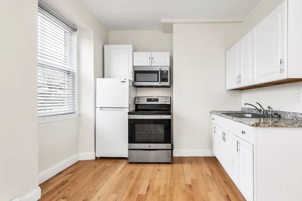 $1,500 | 193 Appleton Street, Unit 4, Lowell, MA 01852