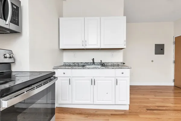 $1,500 | 193 Appleton Street, Unit 4, Lowell, MA 01852