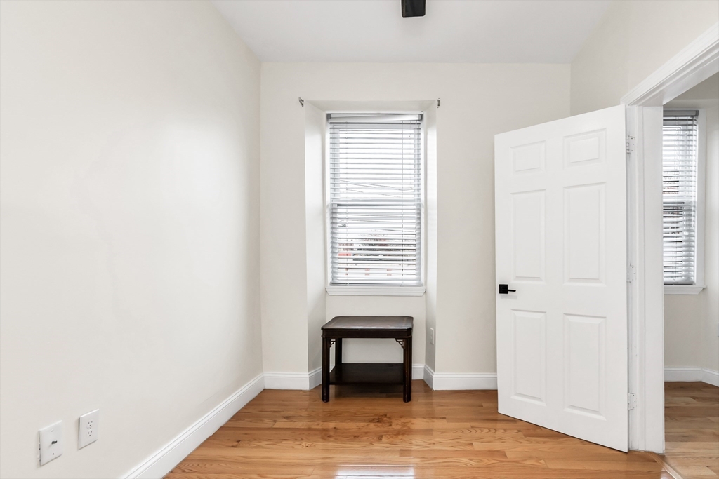 193 Appleton Street, Unit 4 Lowell, MA 01852 - Photo 17 of 21