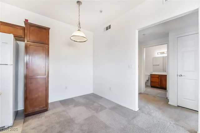 $1,650 | 2291 West Horizon Ridge Parkway, Unit 12270, Henderson, NV 89052