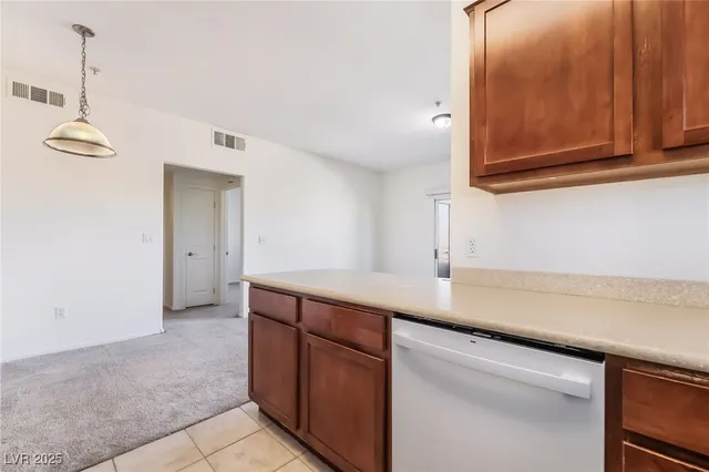 $1,650 | 2291 West Horizon Ridge Parkway, Unit 12270, Henderson, NV 89052
