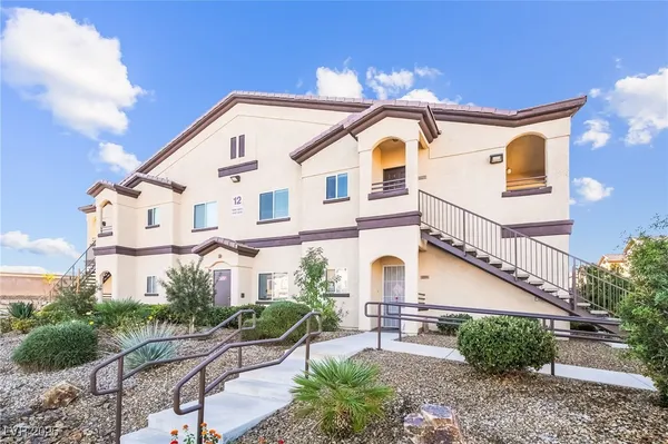 $1,450 | 2291 West Horizon Ridge Parkway, Unit 12270, Henderson, NV 89052