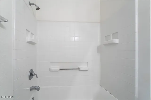 $1,650 | 2291 West Horizon Ridge Parkway, Unit 12270, Henderson, NV 89052