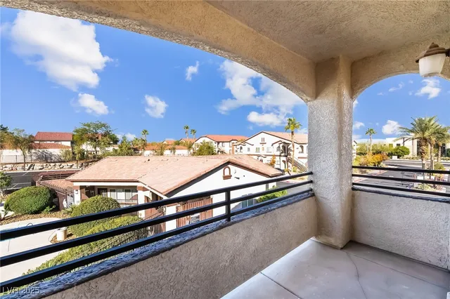 $1,650 | 2291 West Horizon Ridge Parkway, Unit 12270, Henderson, NV 89052