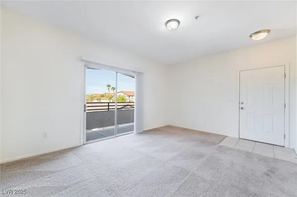 $1,450 | 2291 West Horizon Ridge Parkway, Unit 12270, Henderson, NV 89052