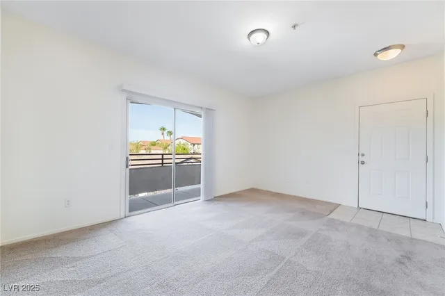 $1,650 | 2291 West Horizon Ridge Parkway, Unit 12270, Henderson, NV 89052