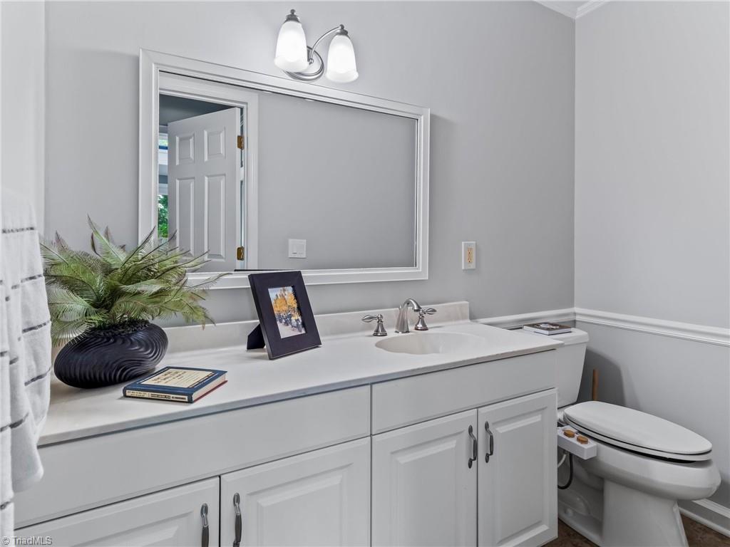 972 Bryanplace Road Winston-Salem, NC 27104 - Photo 14 of 39 ML half bath