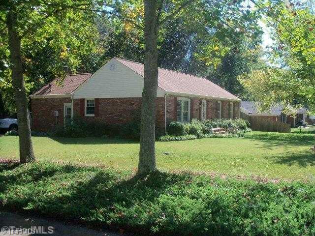 5126 Cheviot Road Greensboro, NC 27455 - Photo 2 of 13 Exterior Front.