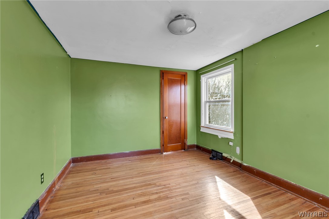 2436 Harlem Road Cheektowaga, NY 14225 - Photo 24 of 33