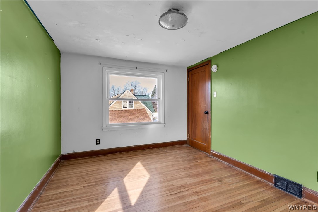 2436 Harlem Road Cheektowaga, NY 14225 - Photo 25 of 33