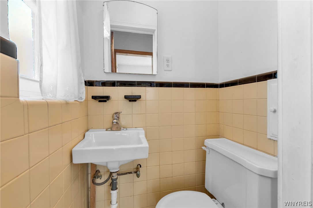 2436 Harlem Road Cheektowaga, NY 14225 - Photo 28 of 33