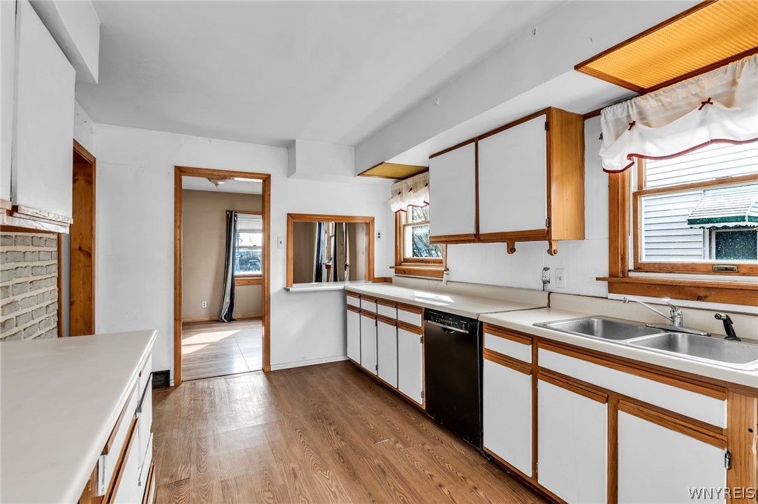 2436 Harlem Road Cheektowaga, NY 14225 - Photo 6 of 33