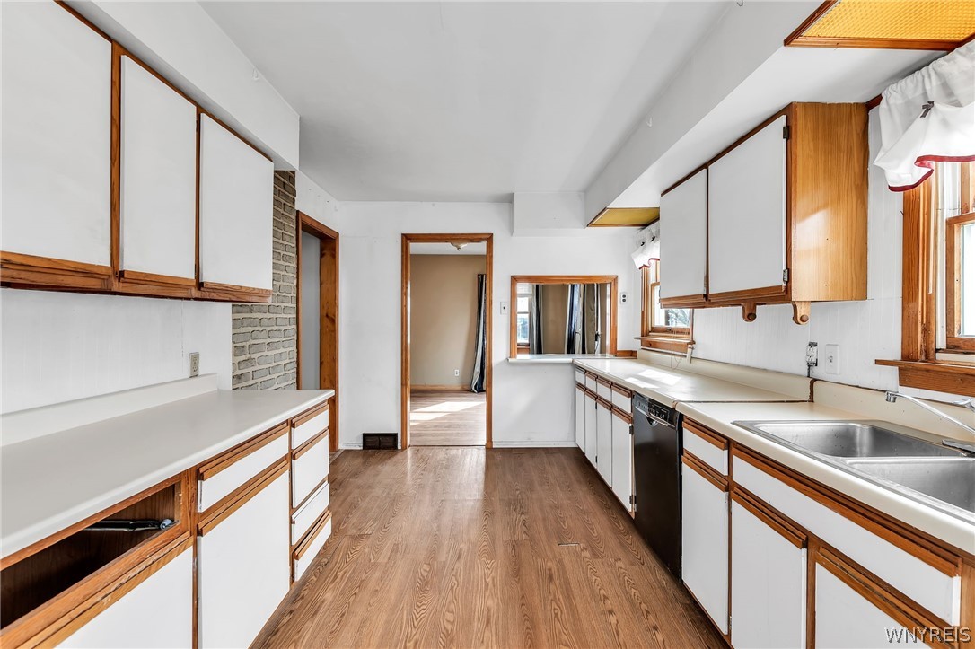 2436 Harlem Road Cheektowaga, NY 14225 - Photo 7 of 33