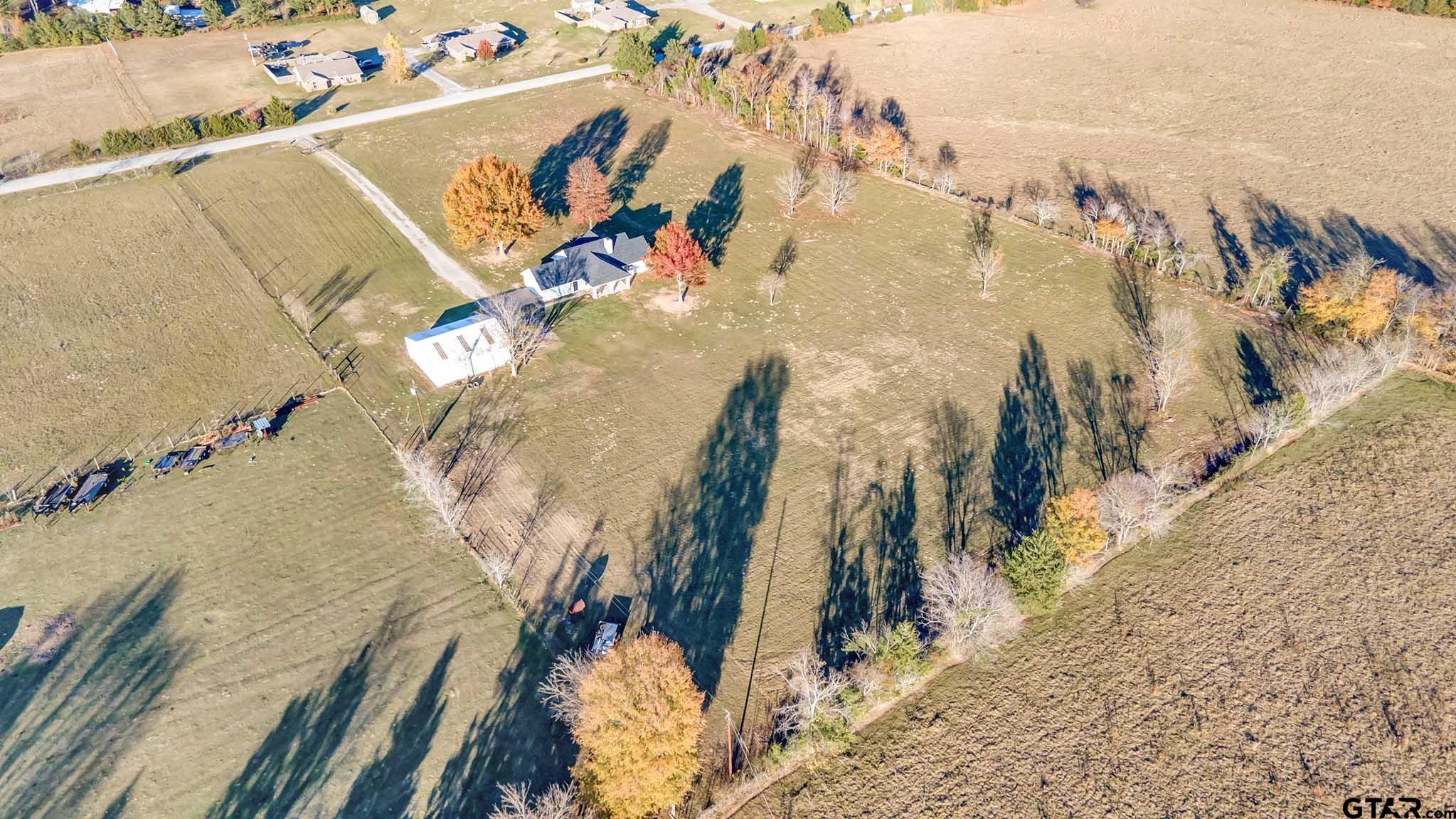 11670 Cr 345 Winona Tx 75792 Winona, TX 75792 - Photo 30 of 39 a view of water heater room