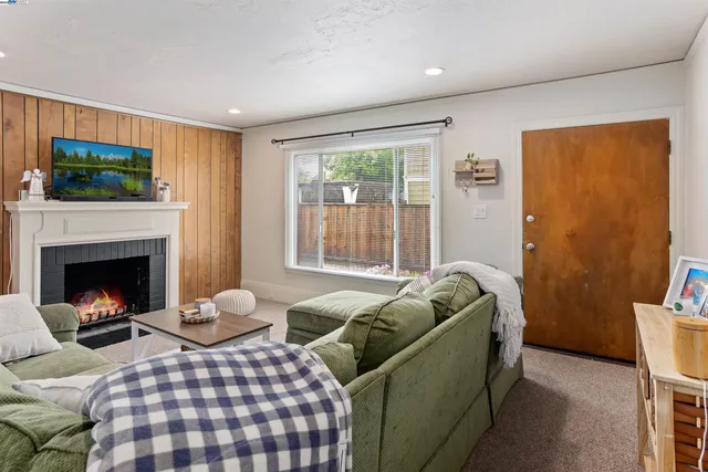 $2,200,000 | 1512 Mozart Street, Alameda, CA 94501