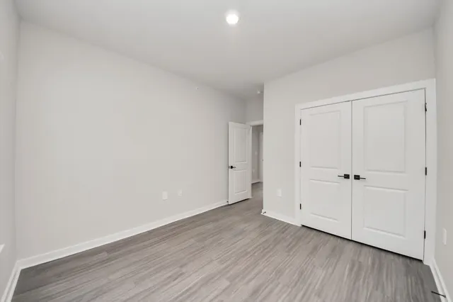 $1,729 | 7711 Longmire Road, Unit 102, Conroe, TX 77304