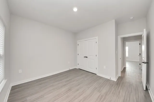 $1,729 | 7711 Longmire Road, Unit 102, Conroe, TX 77304