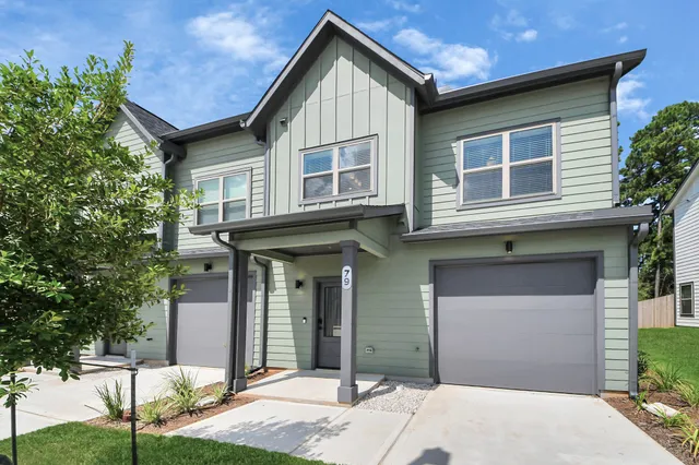 $1,729 | 7711 Longmire Road, Unit 102, Conroe, TX 77304