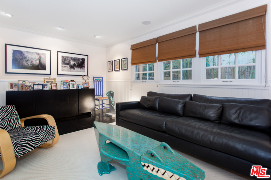 221 5th Avenue Venice, CA 90291 - Photo 13 of 29