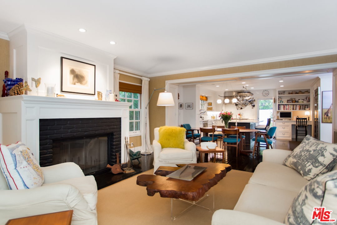 221 5th Avenue Venice, CA 90291 - Photo 3 of 29