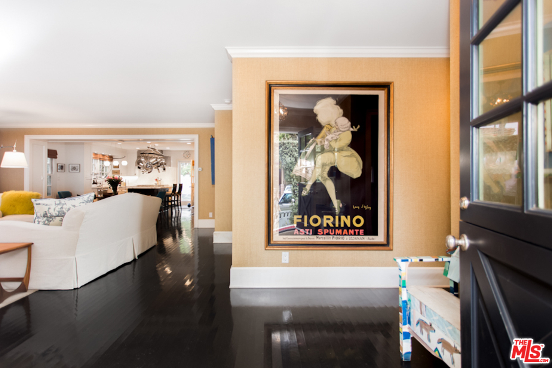 221 5th Avenue Venice, CA 90291 - Photo 8 of 29