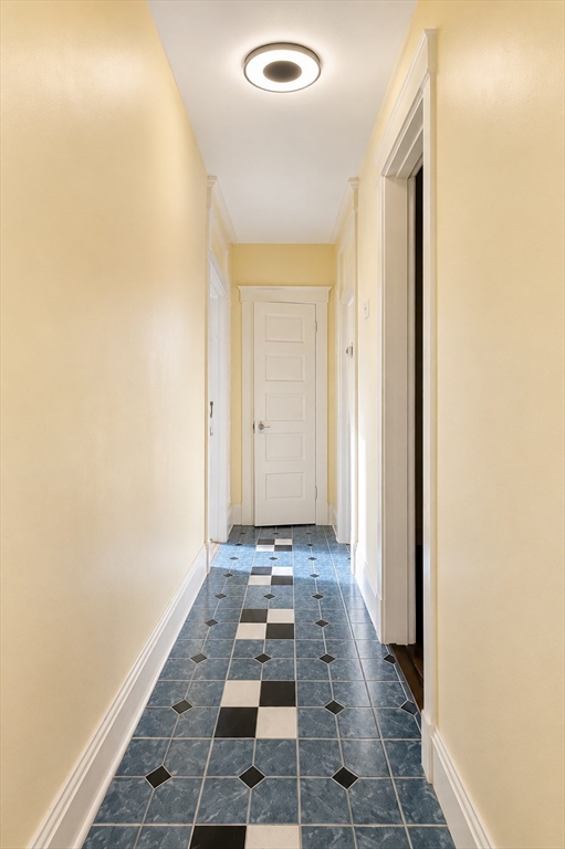 212 Walnut Street, Unit 4L Holyoke, MA 01040 - Photo 4 of 7