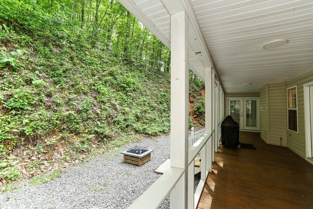 72 Spring Cove Road Blairsville, GA 30512 - Photo 40 of 64 Gallery Image 40