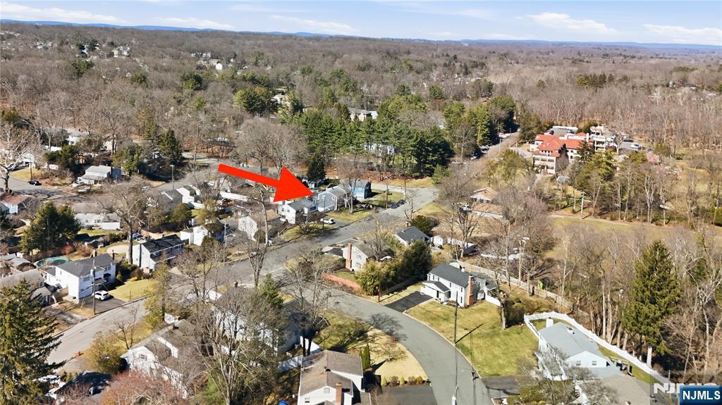 72 West Saddle River Road Waldwick, NJ 07463 - Photo 45 of 50 a view of a city