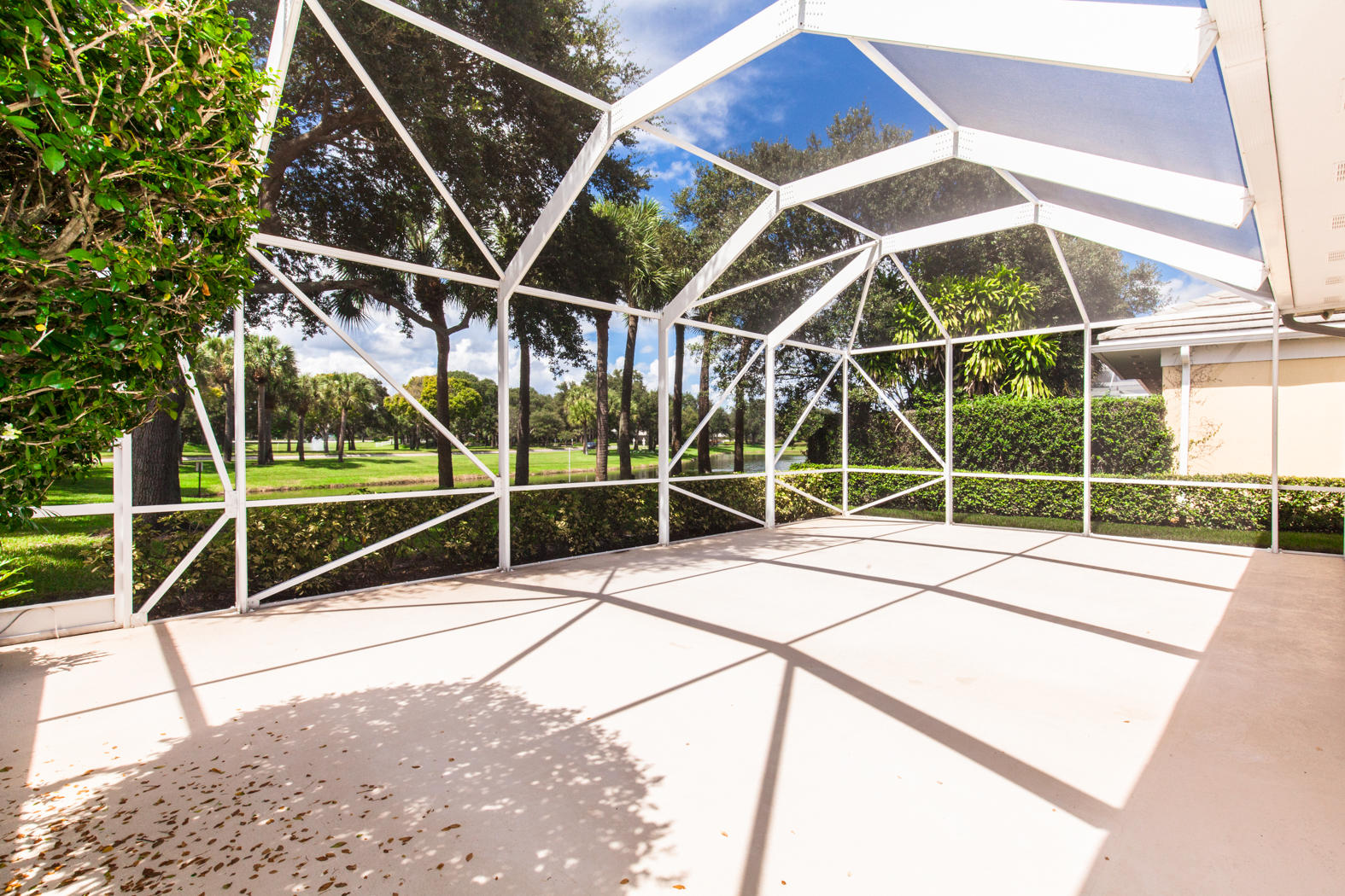 8465 Beaconhill Road Palm Beach Gardens, FL 33410 - Photo 30 of 37 8465 Beacon Hill Rd-529