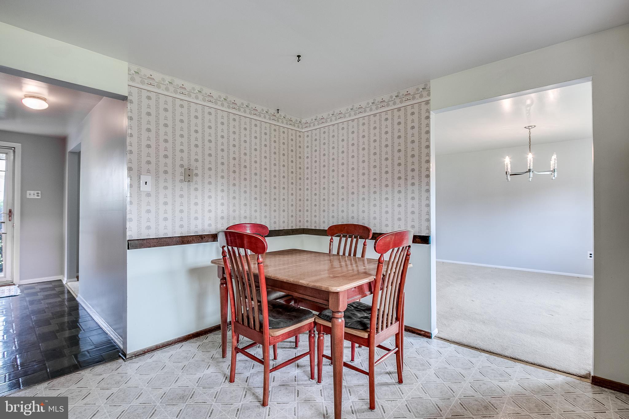 504 Tryens Road Aston, PA 19014 - Photo 14 of 34 eat-in kitchen
