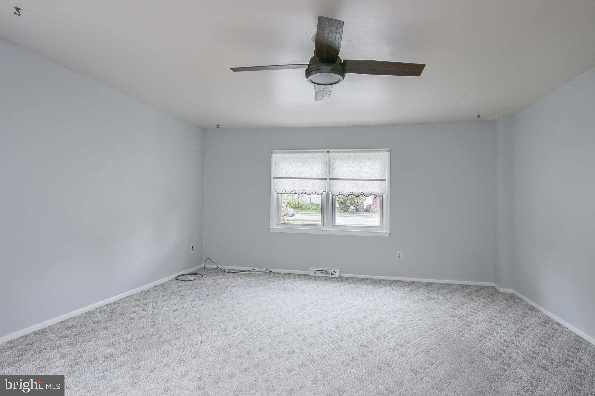 504 Tryens Road Aston, PA 19014 - Photo 15 of 34 family room