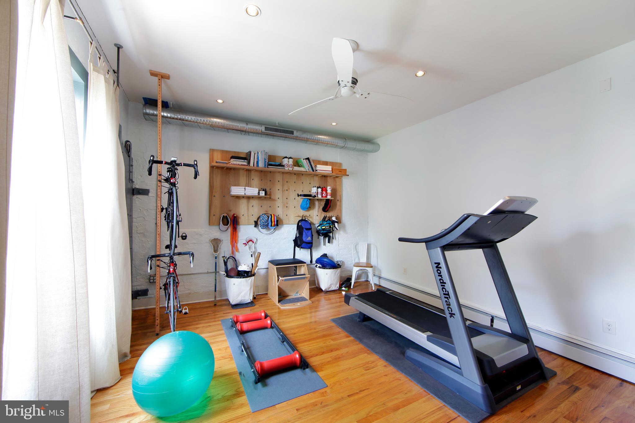 2218 Emerald Street Philadelphia, PA 19125 - Photo 48 of 69