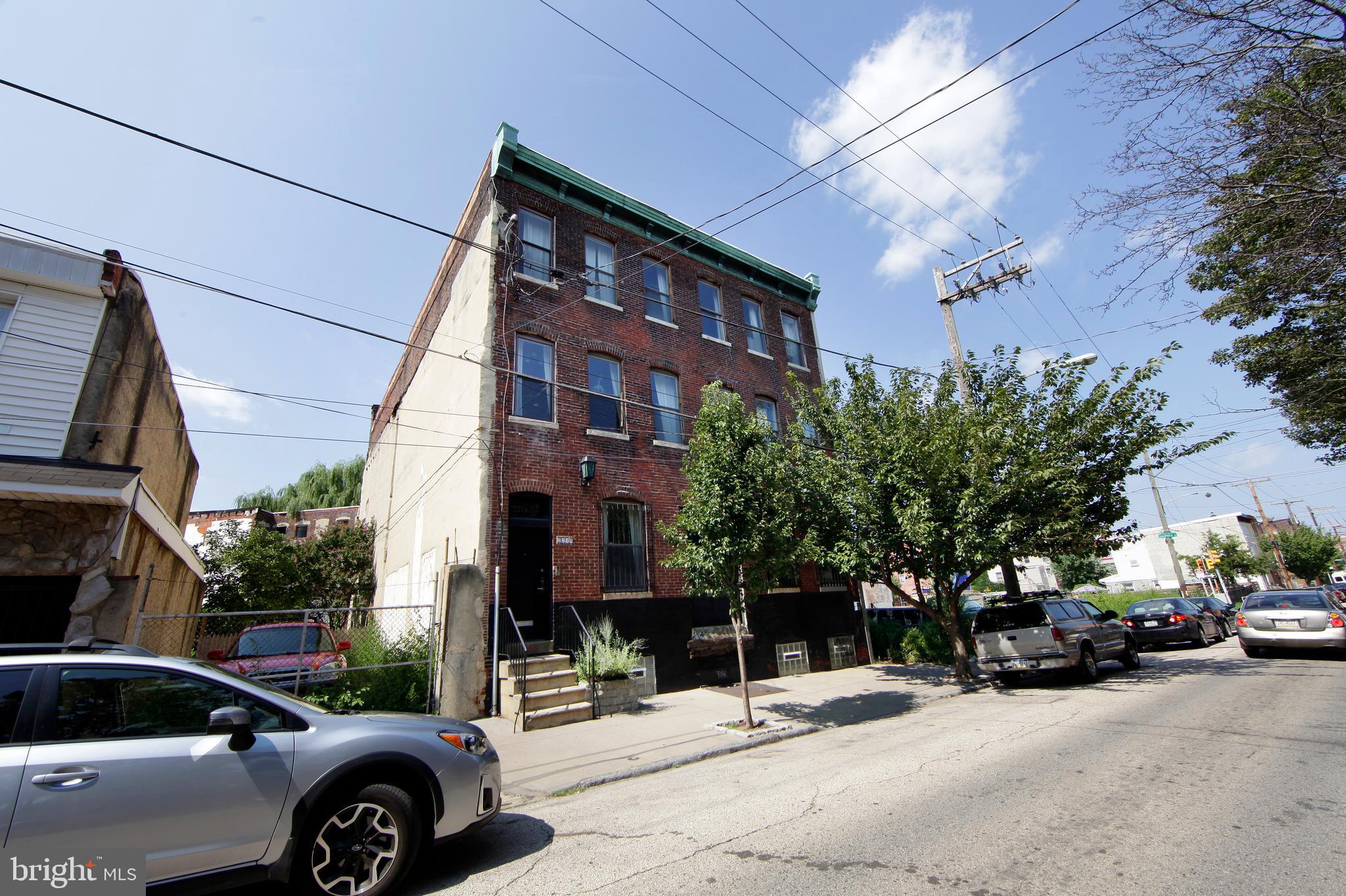 2218 Emerald Street Philadelphia, PA 19125 - Photo 64 of 69