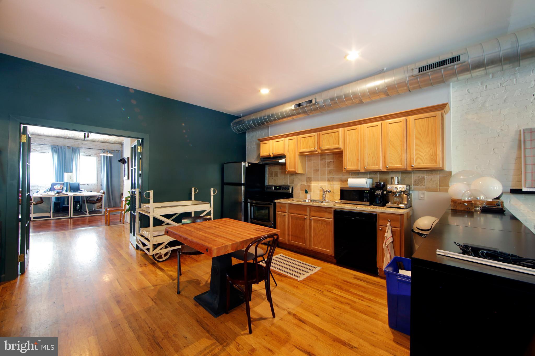 2218 Emerald Street Philadelphia, PA 19125 - Photo 10 of 69