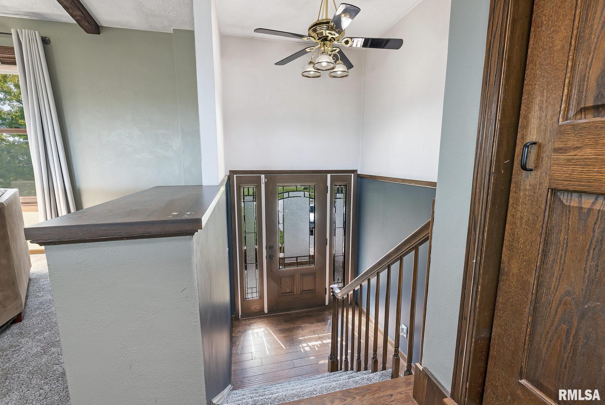 8444 Albany Road Erie, IL 61250 - Photo 2 of 37
