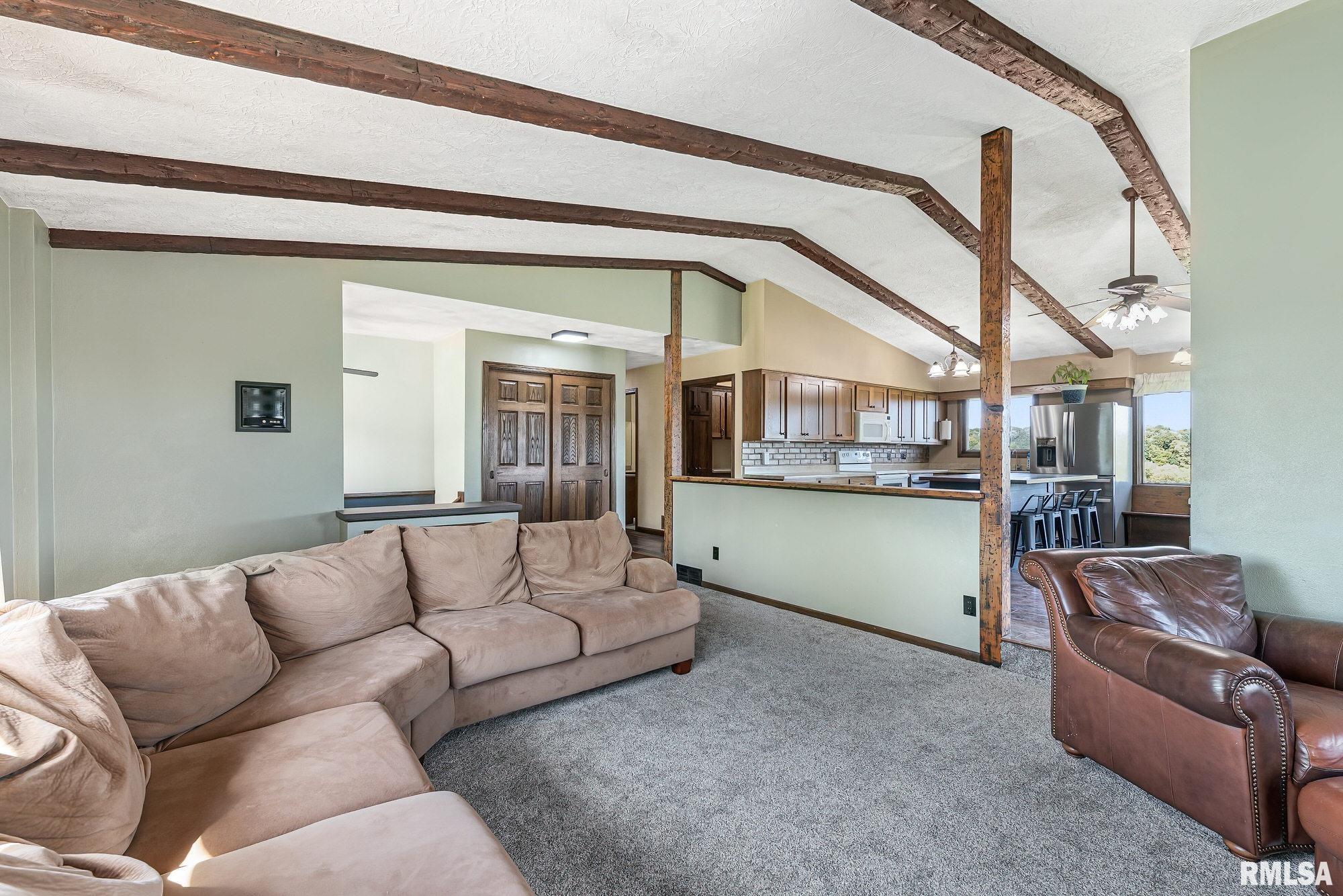 8444 Albany Road Erie, IL 61250 - Photo 5 of 37