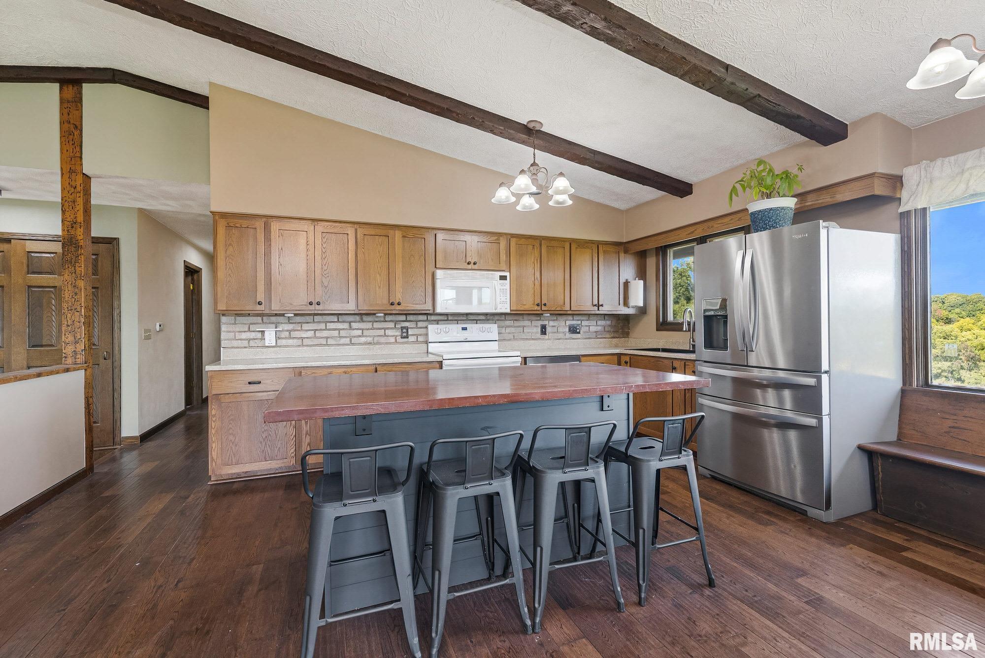 8444 Albany Road Erie, IL 61250 - Photo 9 of 37
