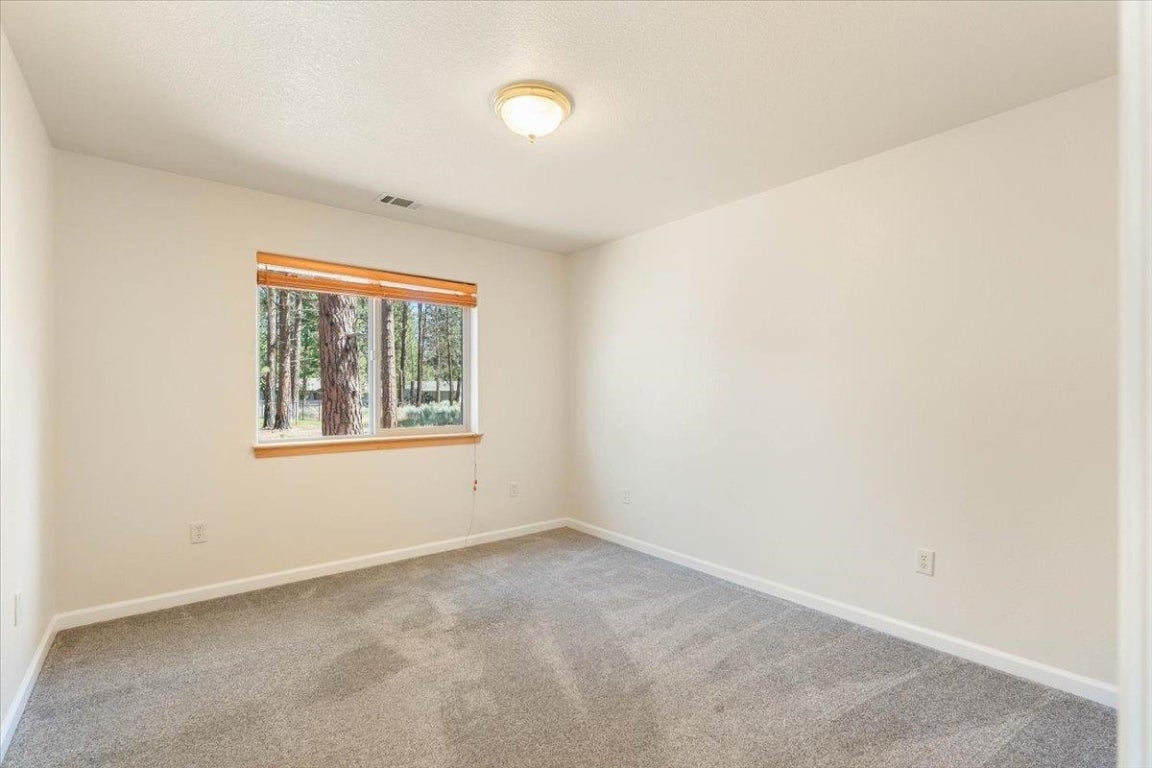 5322 Muskrat Road Weed, CA 96094 - Photo 9 of 28 Gallery Image 9