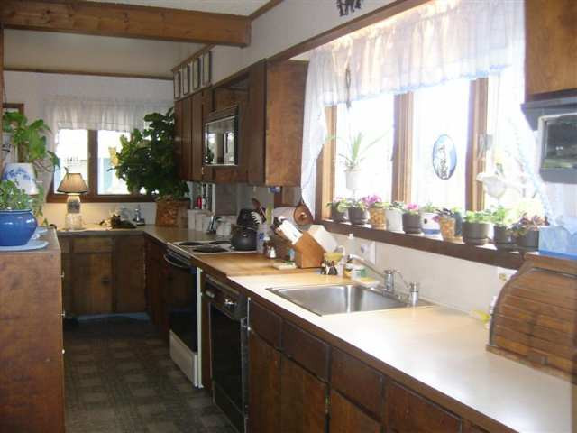 24 Koonz Road Voorheesville, NY 12186 - Photo 6 of 12 Photo 6