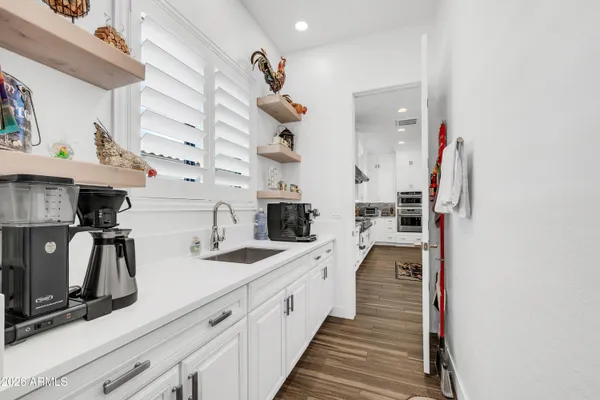 $1,159,000 | 1867 East Gillcrest Road, Gilbert, AZ 85298