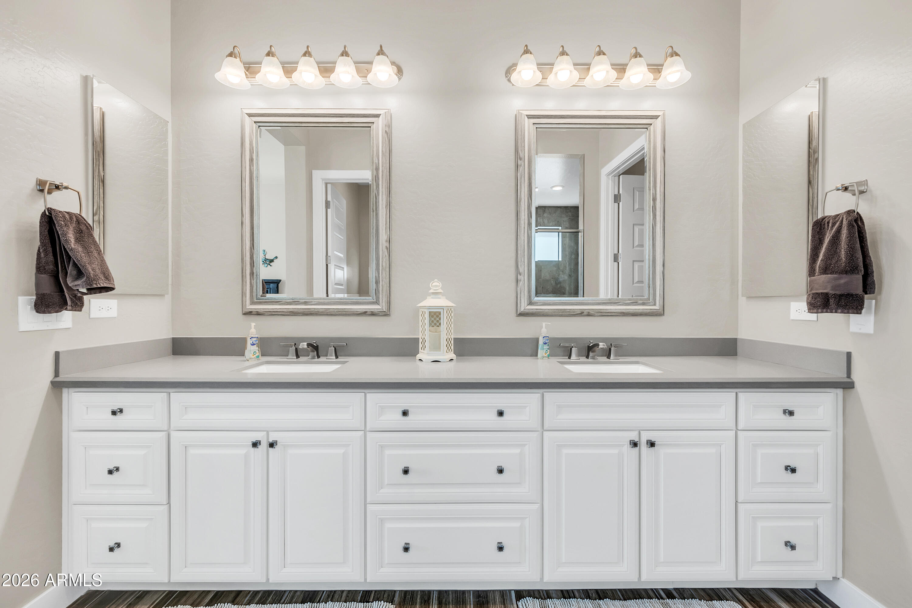 1867 East Gillcrest Road Gilbert, AZ 85298 - Photo 23 of 48 a bathroom with a sink vanity and mirror
