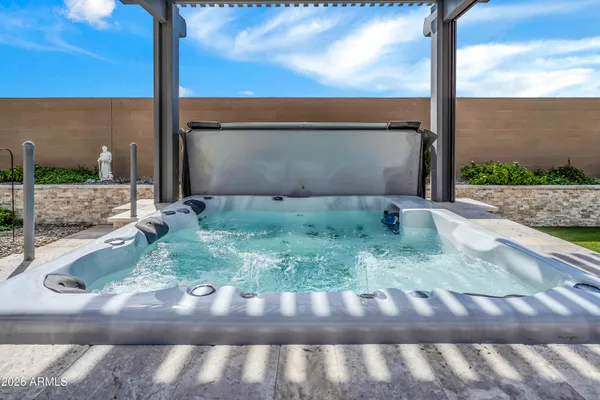 $1,159,000 | 1867 East Gillcrest Road, Gilbert, AZ 85298